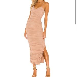 NEW WITH TAGS - X REVOLVE Pippa Dress in Nude
ELLIATT